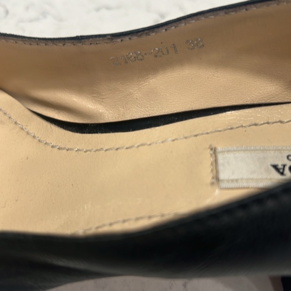 Vintage PRADA pumps size 38 - Picture 4 of 10